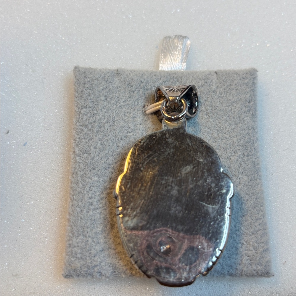 PINK CONCH PENDANT STERLING SILVER - Picture 2 of 7